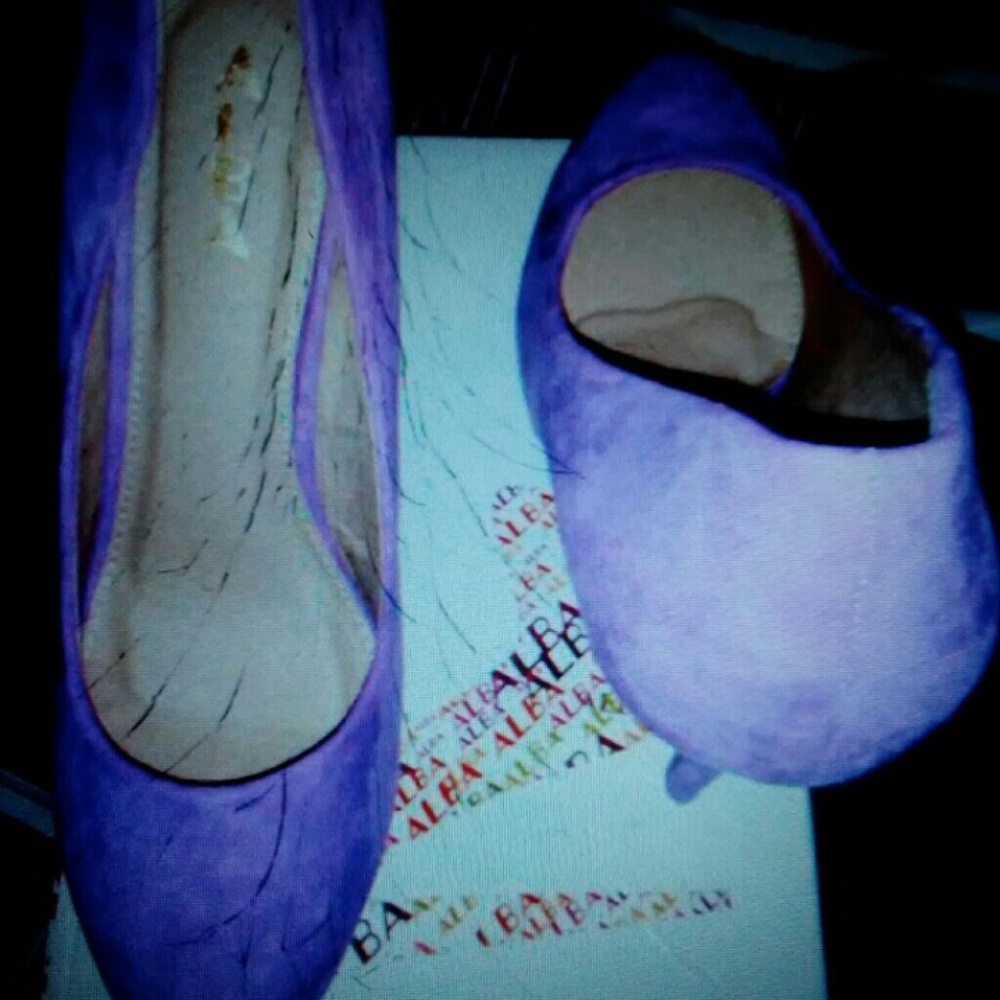 Alba Heels - Picture 2 of 3